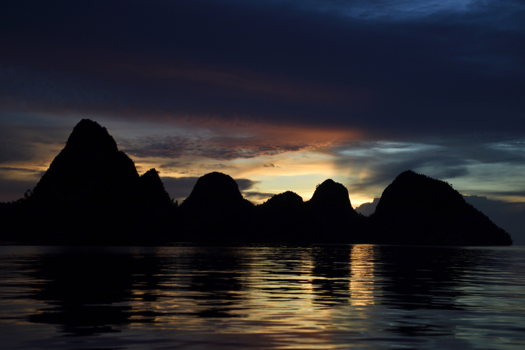 Snorklingsexpedition i korallhavet, Raja Ampat. Fotoresa med Wild Nature fotoresor. Foto Staffan Widstrand