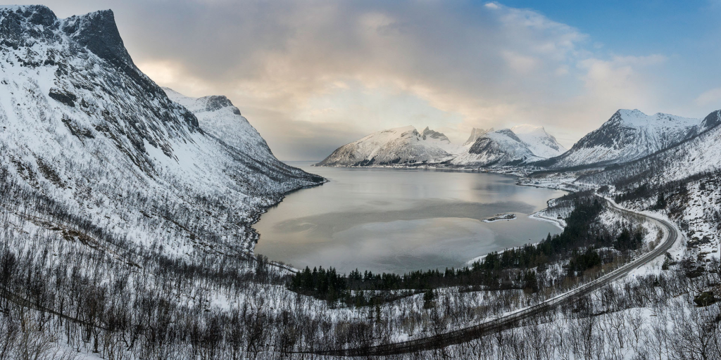 Magical Senja in Norway. Photo tour with Wild Nature Photo Adventures. Photo by Floris Smeets